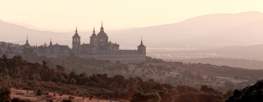 Private tour: San Lorenzo de El Escorial Monastery - The Hall of Battles and Spain’s military story