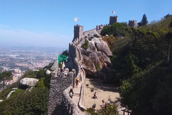 Private Tour Sintra Palaces/Cabo da Roca (2 people or more) - Cabo da Roca, where the land meets the Atlantic