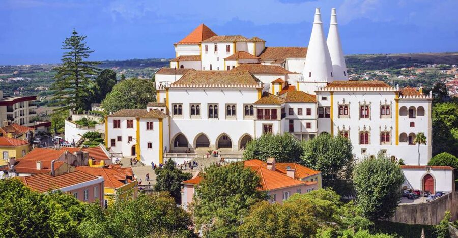Private Tour - Sintra with Pena Palace and Cascais - Who Will Get the Most from This Tour