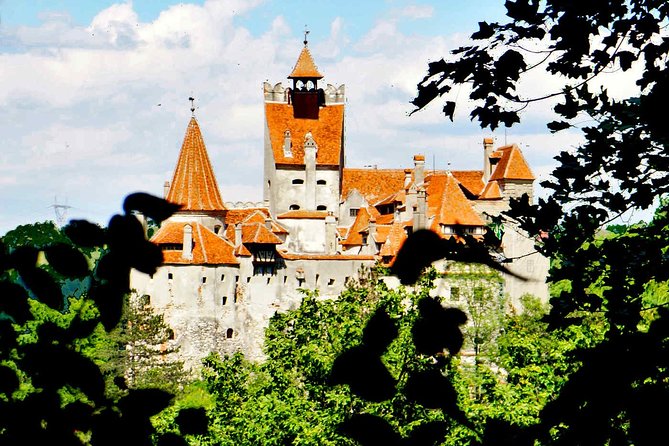 Private Tour to Dracula's Castle, Peles Castle from Bucharest - Brasov old town: lunch and a little freedom