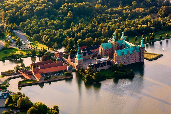 Private Tour to Frederiksborg Castle - Seeing Frederiksborg’s palace and lake setting
