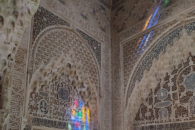 Private Tour to The Alhambra with Nasrid Palaces in Granada - What $169.38 per person buys you