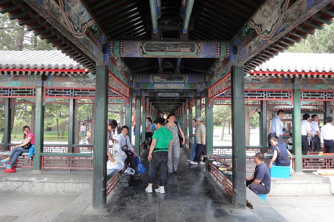 Private Transfer to Mutianyu Great Wall and Summer Palace with A Guide - Is $259 per person good value?