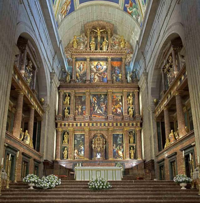 PRIVATE VIP tour: El ESCORIAL Monastery & Palace & Library - The Pantheon and Crypts of the Kings