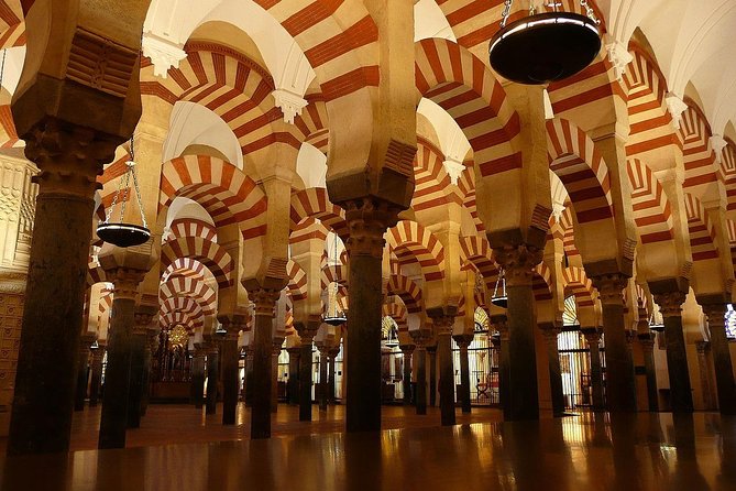 Private Visit Mosque-Cathedral, Jewish quarter, Alcazar and Synagogue - Is $147.88 per person fair?