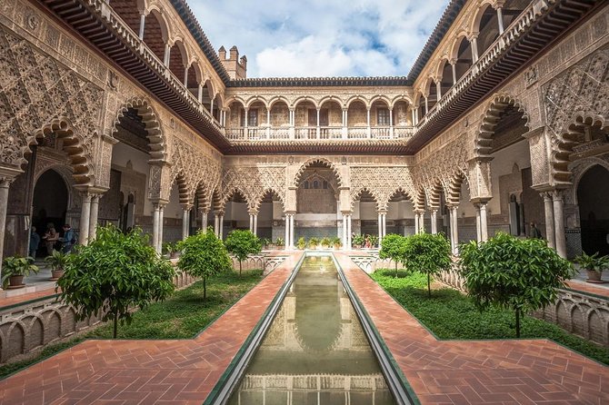Private Walking Tour Alcazar and Cathedral in Sevilla - Why this private Seville route works