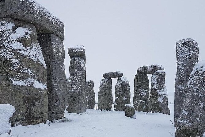 Private Windsor Castle and Stonehenge Day Tour - Stonehenge in the morning