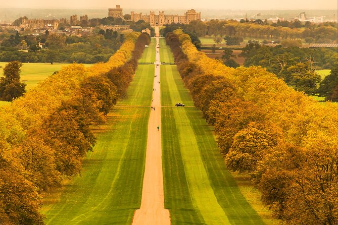Private Windsor Castle, Stonehenge, The City of Bath Day Tour - Fleet Services: a practical lunch break