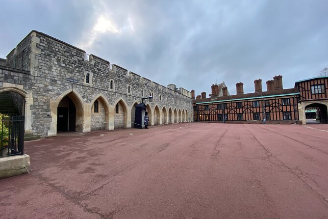 Private Windsor Castle, Stonehenge, The City of Bath Day Tour - The Circus and Royal Crescent in quick views