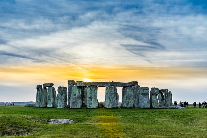 Private Windsor Castle, Stonehenge, The City of Bath Day Tour - Windsor Castle: start with royal ceremony