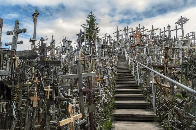 Riga: Hill of Crosses, Guided Rundale Palace & Bauska Castle - Why this Riga day trip works