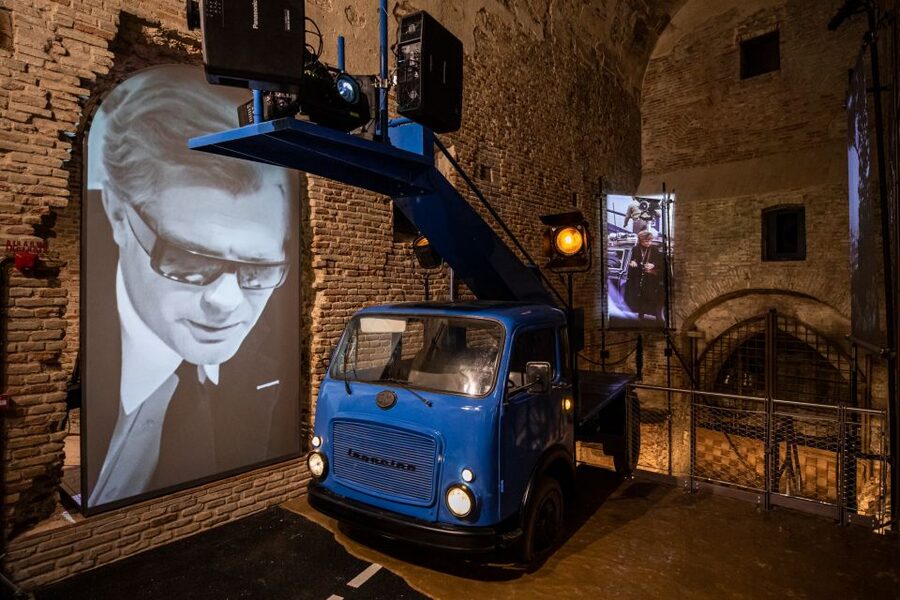 Rimini: Fellini Museum and Fulgor Palace Entry Ticket - Piazza Malatesta turns the city into an exhibit