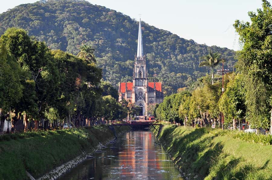 Rio: Petrópolis Trip with Palace, Imperial Museum & Brewery - Quitandinha Palace and its glamorous past