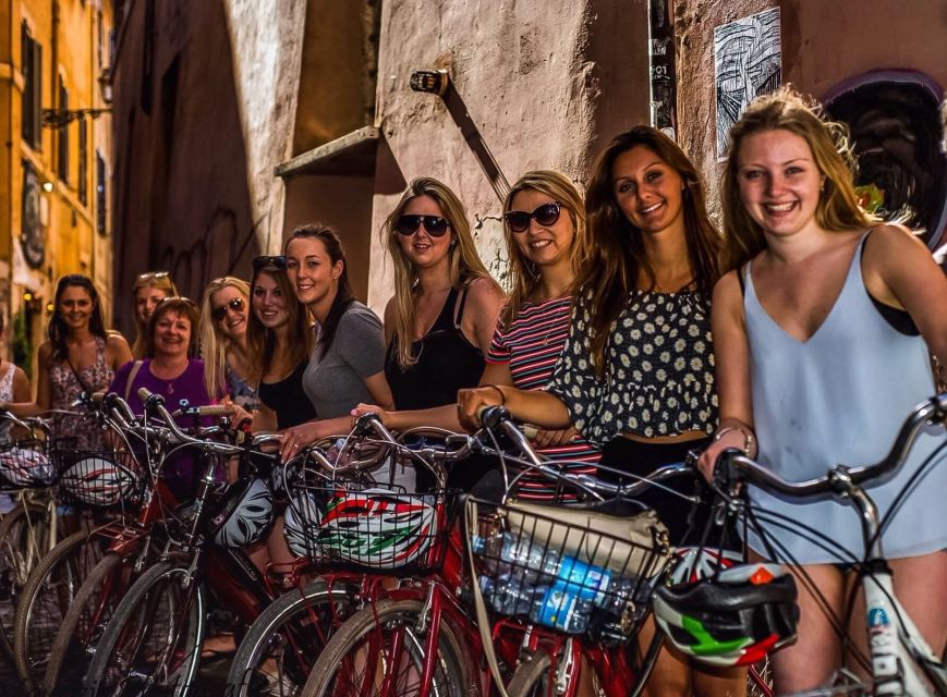 Rome: Monuments and Belvederes Bike Tour - Starting among Trastevere’s medieval lanes