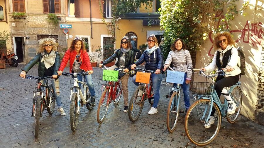 Rome: Monuments and Belvederes Bike Tour - Castel Sant’Angelo and Saint Peter’s Basilica