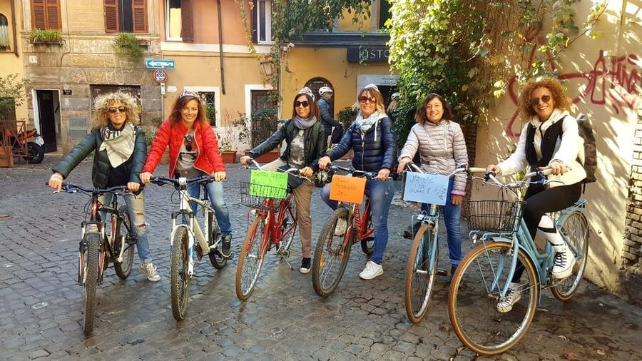 Rome: Monuments and Belvederes Guided E-Bike Tour - Aventine Hill brings one of the tour’s best views