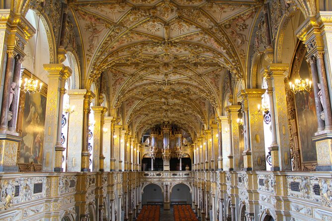 Round Tower, Rosenborg Castle and Old Town Copenhagen Tour - What the private format changes