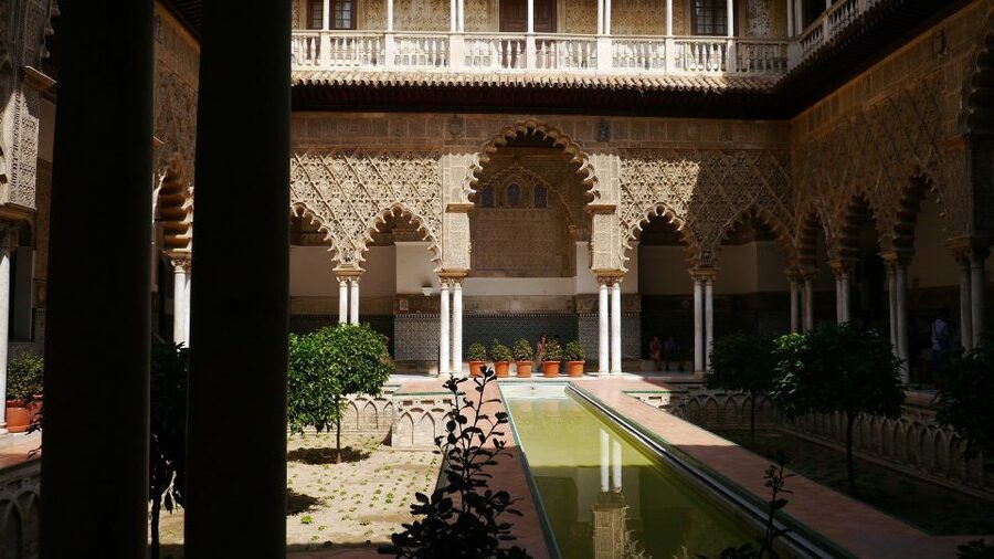 Royal Alcázar of Seville Skip-the-Line Guided Tour - Why the Royal Alcázar deserves your time