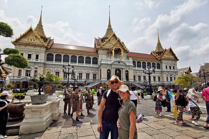 Royal Grand Palace and Bangkok Temples: Half Day Tour - Why the private format is worth considering