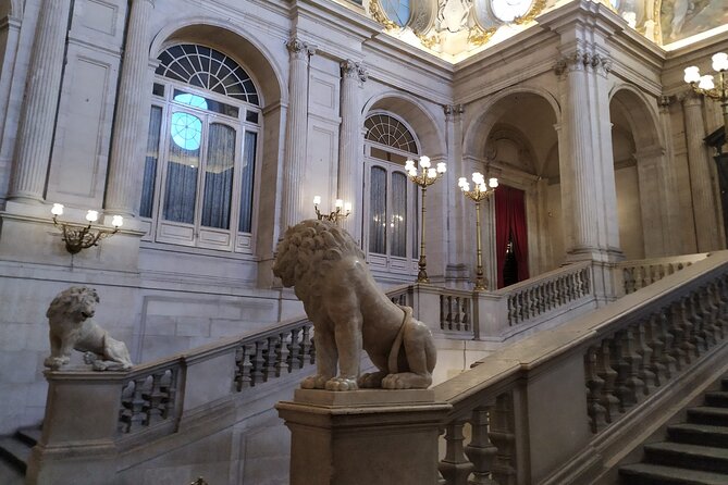 Royal Palace Madrid Small Group Tour with Skip the Line Ticket - Why a guide helps inside Madrid’s Royal Palace