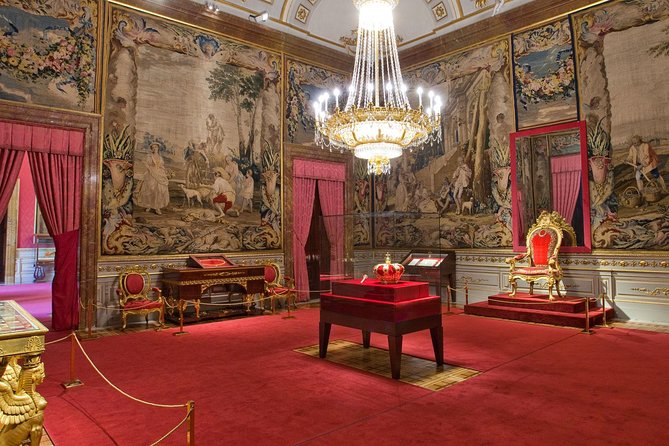 Royal Palace of Madrid Early Entrance Tour Skip-The-Line Ticket - Armory Square and the Royal Armory