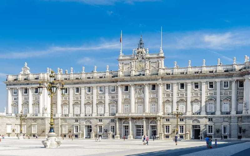 Royal Palace of Madrid: Private tour with entrance included - Entering the Royal Palace through express security