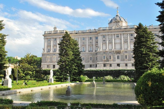 Royal Palace & Prado Museum Skip the Line Guided Tour - Group size, timing, and guide quality