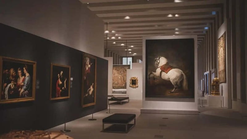 Royal Palace + Royal Collections Gallery Guided Tour - Key points to know before booking
