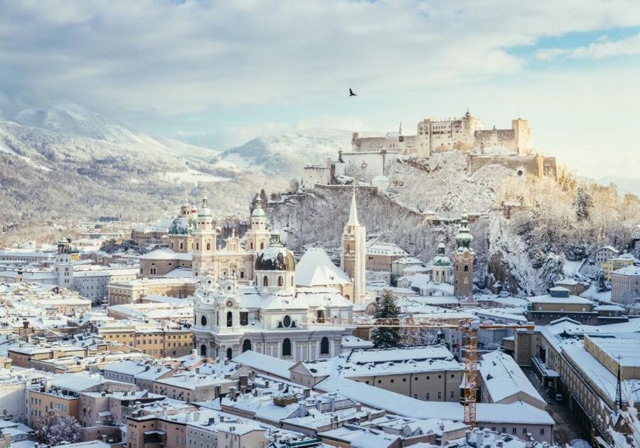 Salzburg: Old Town, Mozart, & Mirabell Gardens Walking Tour - Why this two-hour route works in Salzburg