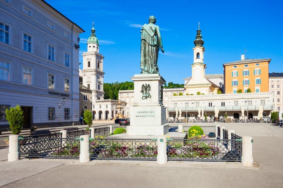 Salzburg Tour: Mirabell Gardens, Sound of Music, Mozart - Should you book the Salzburg walking tour?