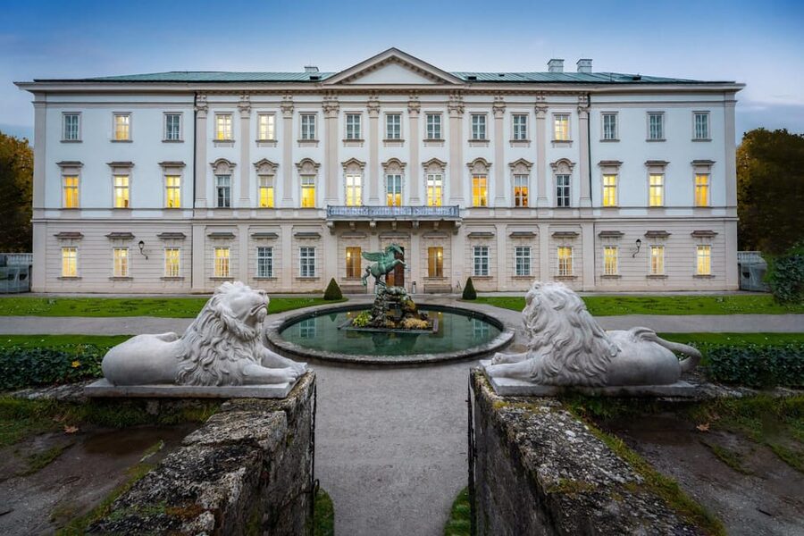 Salzburg Tour: Mirabell Gardens, Sound of Music, Mozart - Who will get the most from this walk