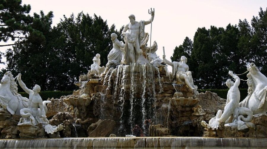Schönbrunn Grand Tour : Private Skip-the-Line Walking Tour - Mozart’s performance rooms