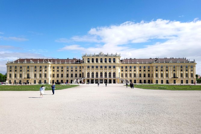 Schönbrunn Palace and Gardens Tour - Timing, Meeting Point, and What to Expect