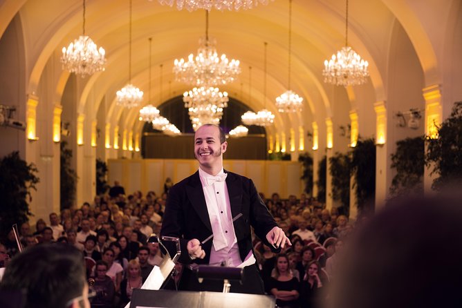 Schönbrunn Palace Concerts in Vienna - The interval, bar, and end of the evening