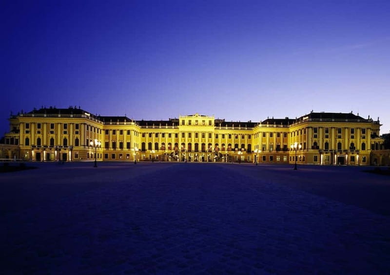 Schönbrunn Palace: Exclusive Ticket after the opening hours - Key points to know before booking