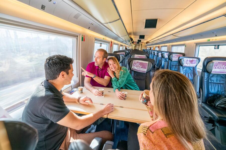 Segovia Private Guided Visit & Alcazar with High Speed Train - The Roman Aqueduct: Segovia’s unforgettable first sight