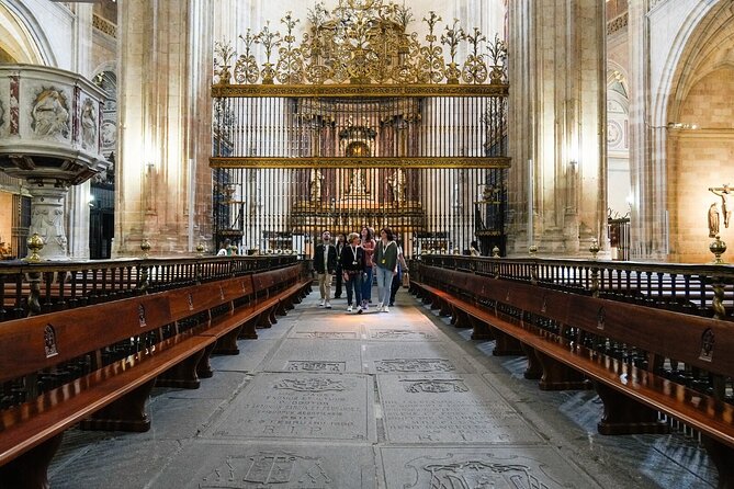 Segovia Tour with Cathedral and Alcazar from Madrid - Walking through the old quarter to Plaza Mayor