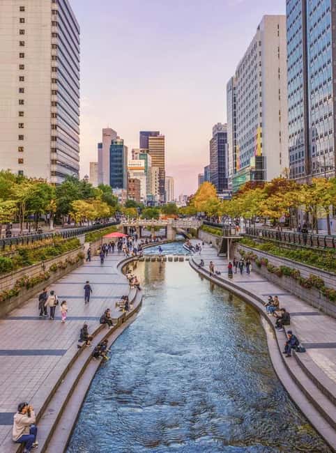 Seoul Day Tour: Gyeongbok Palace, Bukchon, Gwangjang Market - Is $41 a fair price?