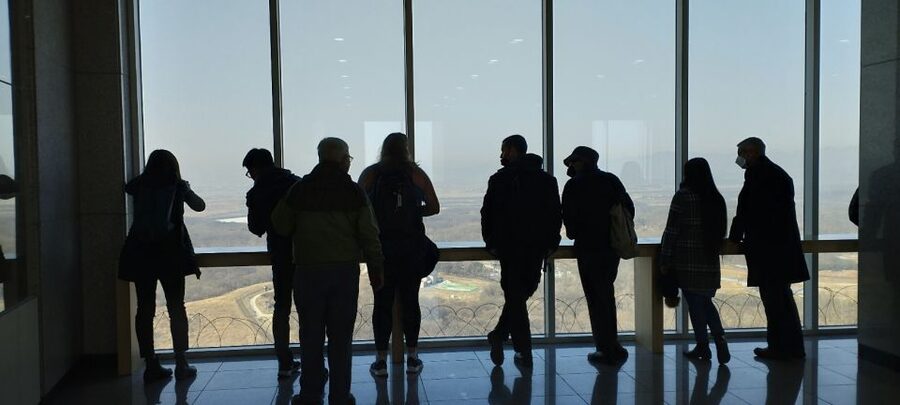 Seoul: DMZ, Gyeongbokgung Palace & City Tour - Entering the DMZ and understanding the divide