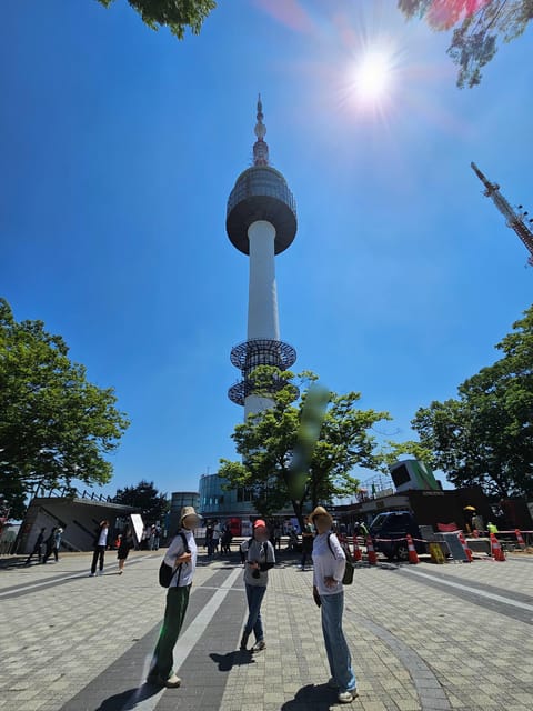 Seoul: Full-Day Guided Tour to Gyeongbokgung, Bukchon & More - Key points at a glance