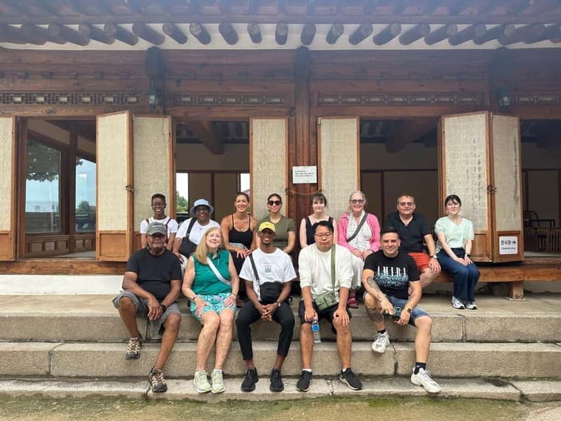 Seoul: Gyeongbok Palace, N Tower, & Local Market City Tour - Jogyesa Temple begins with a quieter note
