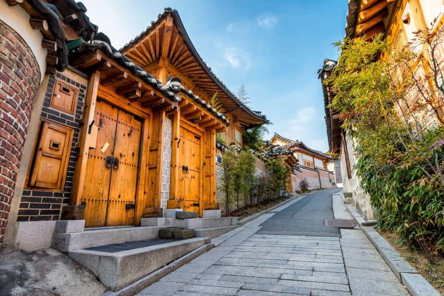 Seoul: Gyeongbokgung / Hanok Village / N Seoul Tower - Timing, traffic, and the best day to go
