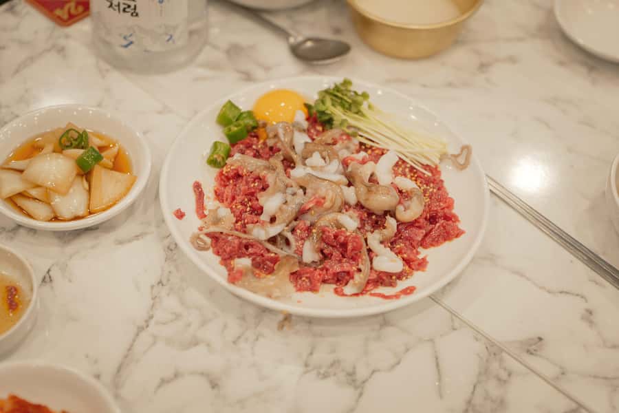 Seoul: Palace, Temple and Market Guided Foodie Tour at Night - Walking, weather, and accessibility
