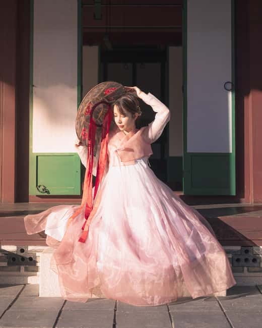 Seoul: Professional Hanbok Photography at Gyeongbok Palace - Who should book this experience