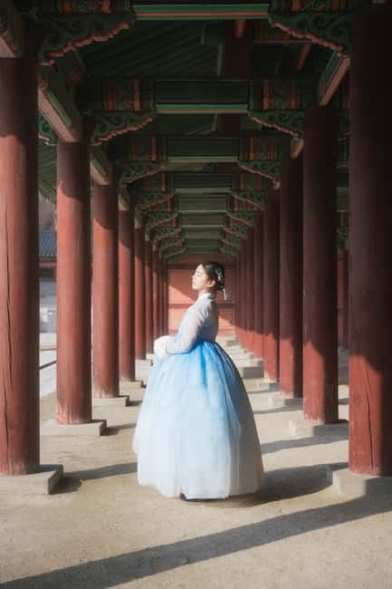Seoul: Professional Hanbok Photography at Gyeongbok Palace - Price and value at $103