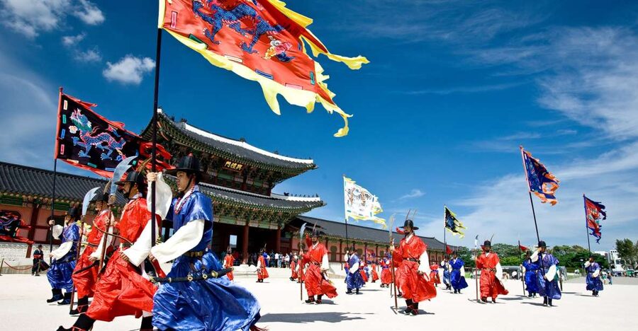 Seoul: Royal Palace Morning Tour including Cheongwadae - A compact morning through Seoul’s royal center