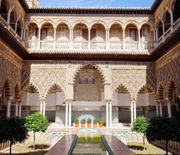 Seville: Alcázar Fast-Track Access with Guided Tour - Inside the palace: Islamic design and Christian power