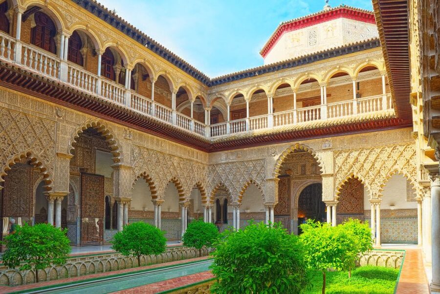 Seville: Alcázar Fast-Track Access with Guided Tour - Gardens and Game of Thrones locations