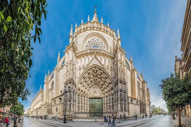 Seville & Alcazar Skip the Line from Cadiz Port (Cruisers Only) - Free time for tapas, shopping, or one more sight