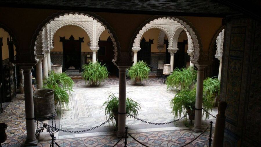 Seville: Casa de Pilatos and Condesa de Lebrija Palace Tour - Practical tips for getting the most from the visit